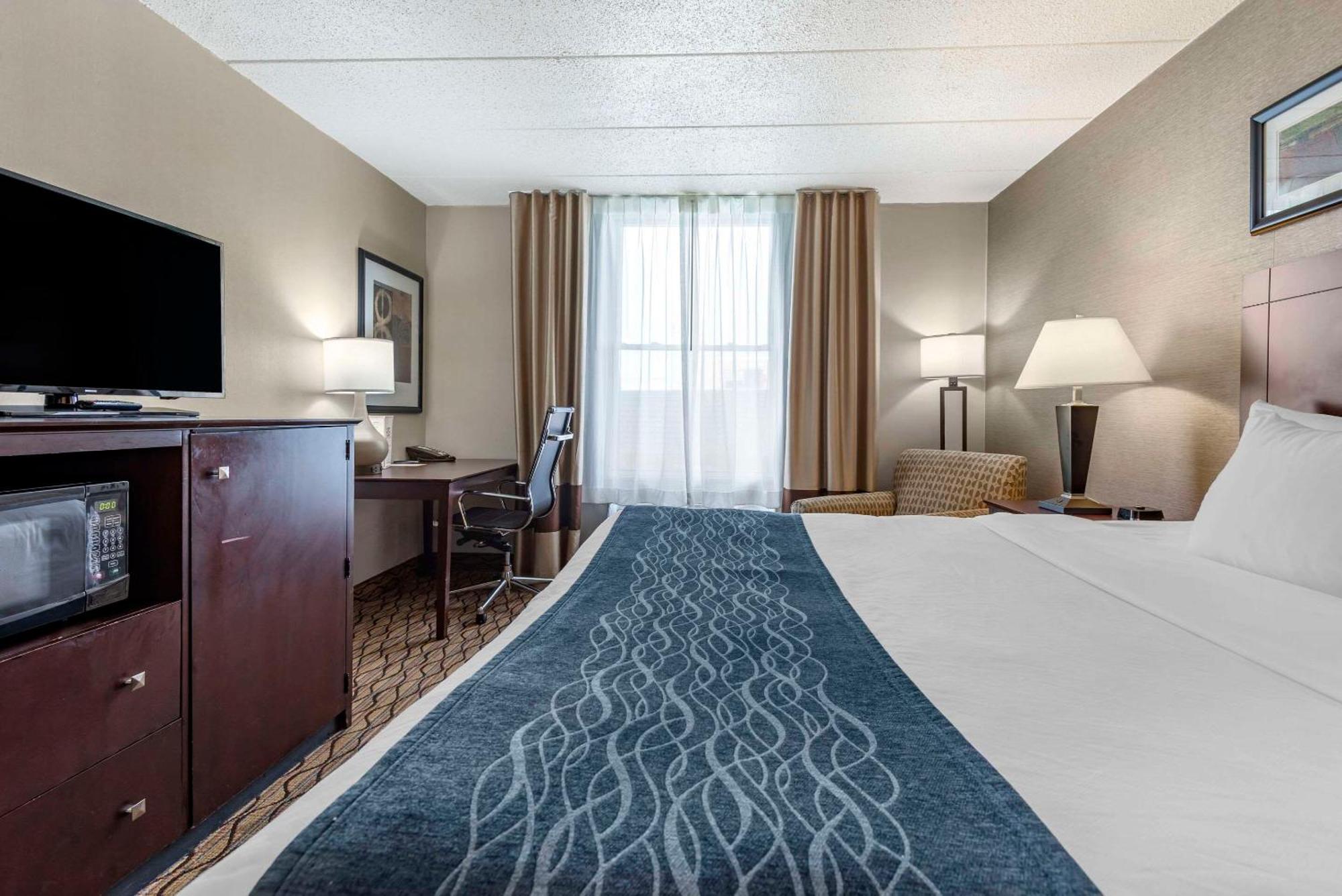 Comfort Inn & Suites Glen Mills - West Chester Kültér fotó
