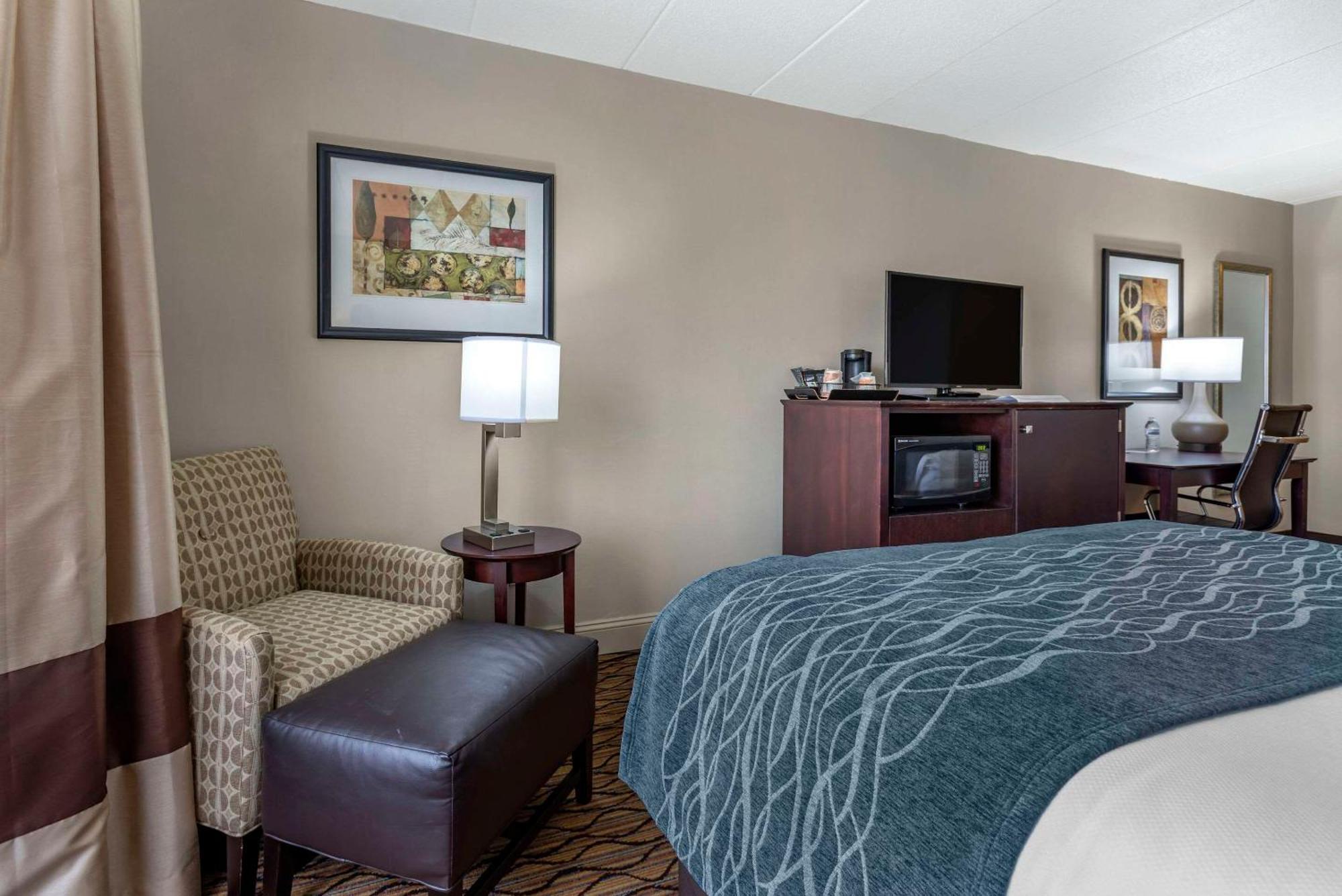 Comfort Inn & Suites Glen Mills - West Chester Kültér fotó